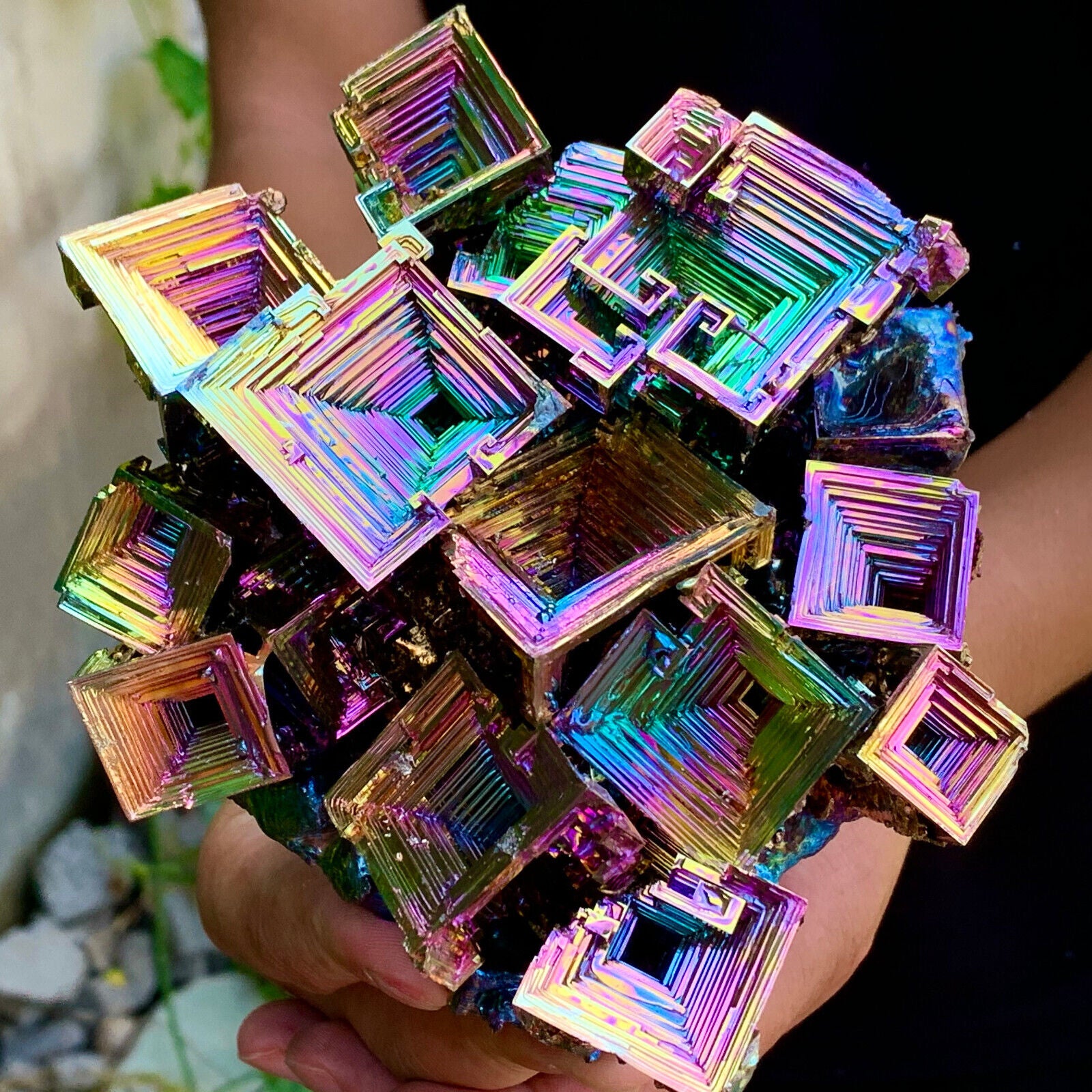 Bismuth Crystal (ビスマス結晶)
